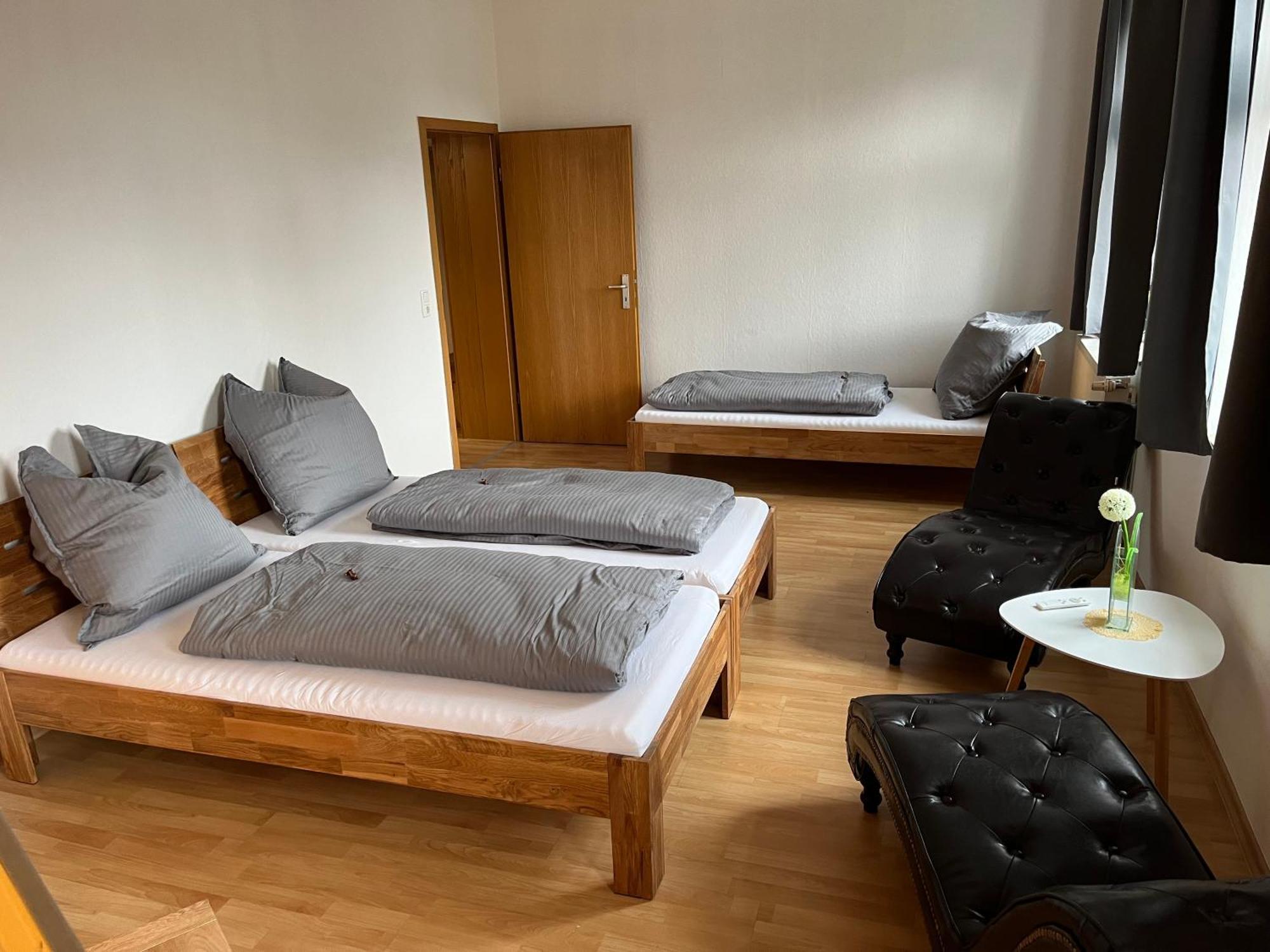 Fewo "Franzi" 5 Personen, Zentrale Lage, Parkplatz Dessau-Rosslau Extérieur photo