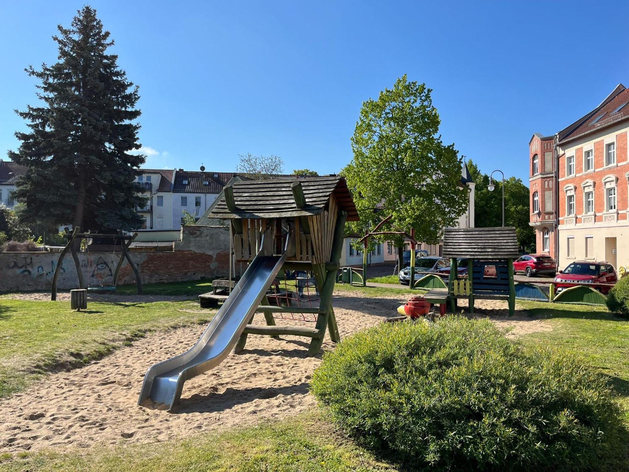 Fewo "Franzi" 5 Personen, Zentrale Lage, Parkplatz Dessau-Rosslau Extérieur photo